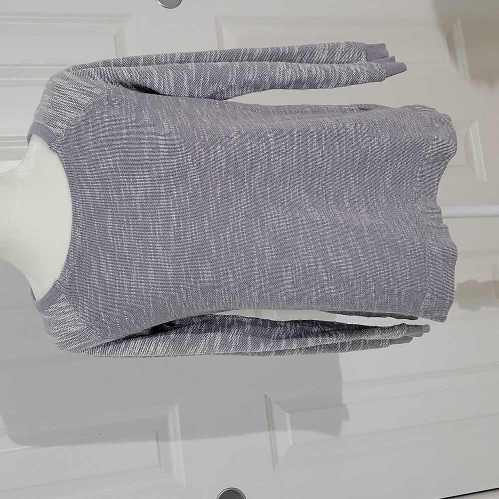 Champion Sweater Sweatshirt Women's Size Small Grey and White Long Sleeve